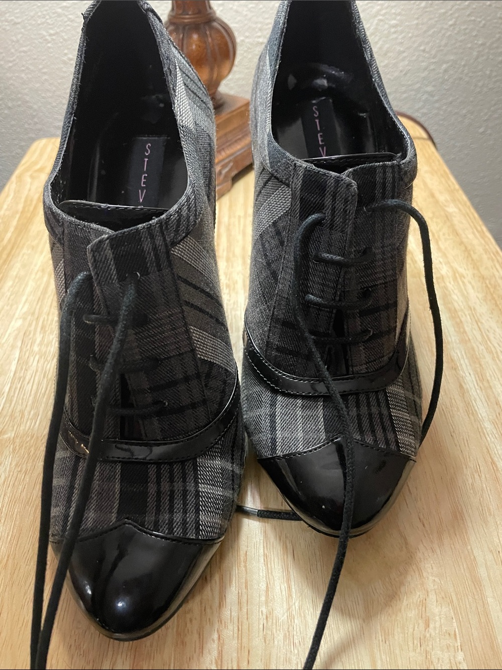 Steve Madden Black & Gray Plaid Lace-Up Patent Cap Toe Heels